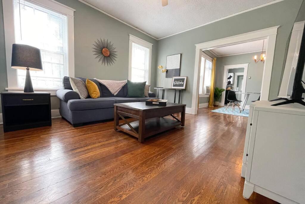 Historic Revival 2br Midtown Fast Wifi Free Parking Yes Pets *